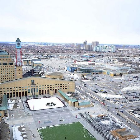 Downtown Mississauga Executive Suites Sq1 Dış mekan fotoğraf