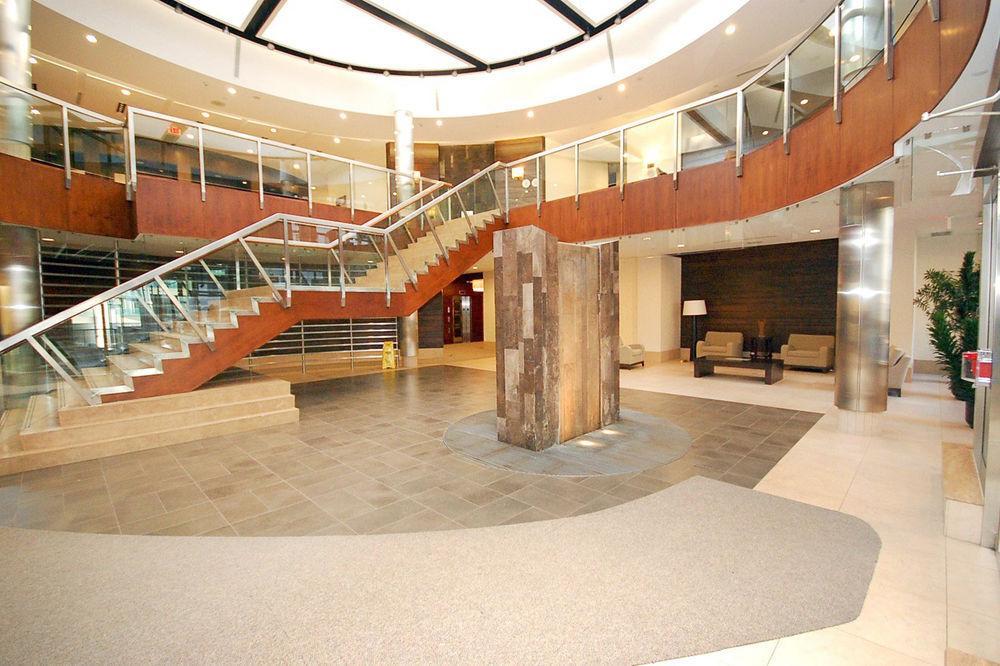 Downtown Mississauga Executive Suites Sq1 Dış mekan fotoğraf